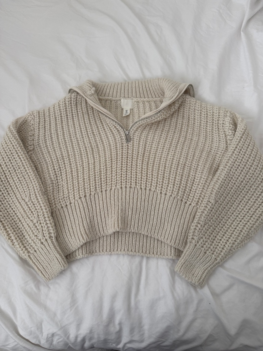 H&M knit quarter zip pullover sweater   size medium   details: -perfect conditio